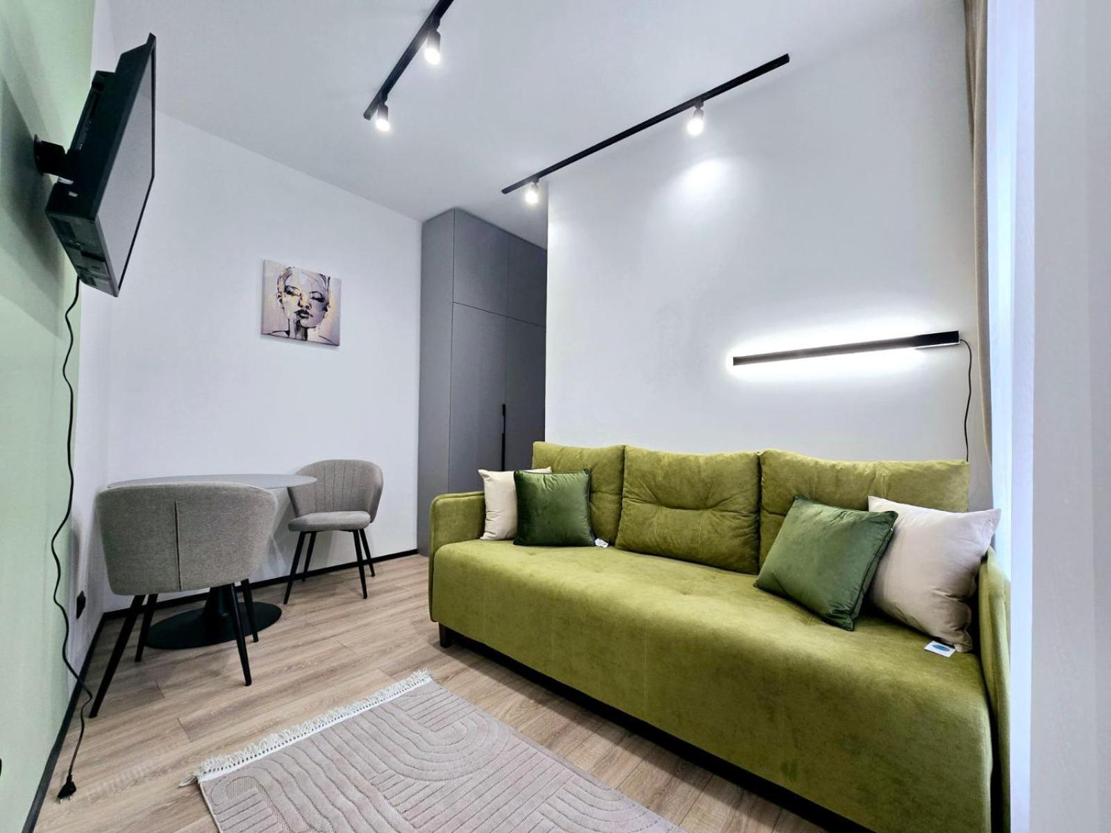 Apartment In The City Center Near The Park Λβιβ Εξωτερικό φωτογραφία